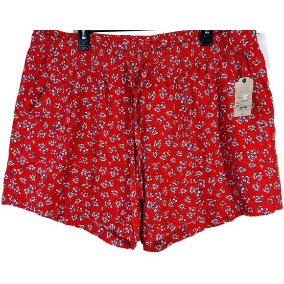 St. John's Bay Women's Soft Short Elastic Mid rise adjustable Red Size 1X New - Picture 3 of 10